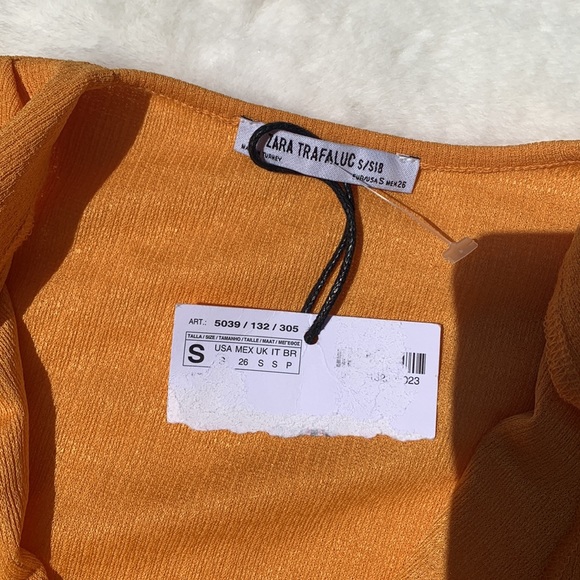 Zara yellow t shirt. Women’s size small - Picture 2 of 4